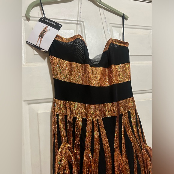 Blowout Cosplay Bumble Bee Black and Gold Sequin Fringe Dress! - Picture 2 of 7